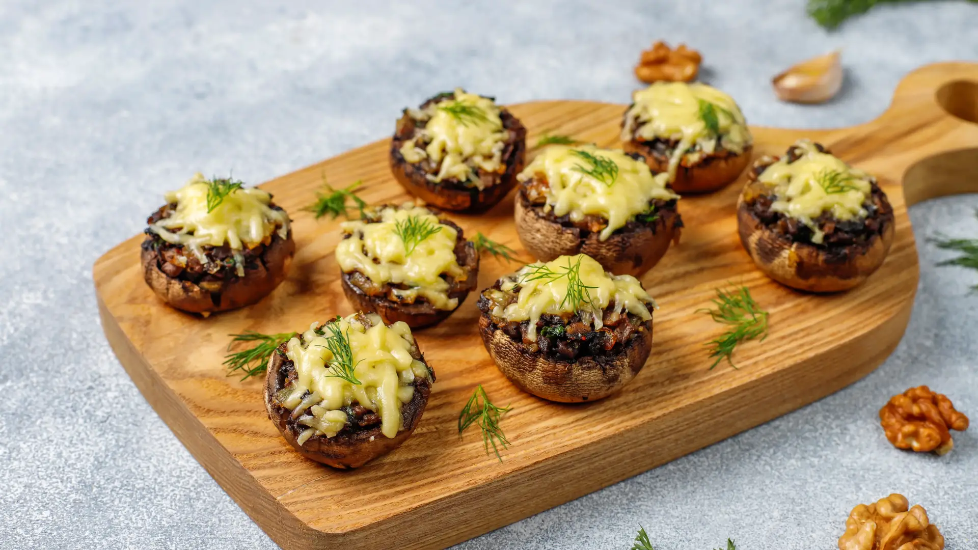 Champiñones rellenos con una freidora de aire